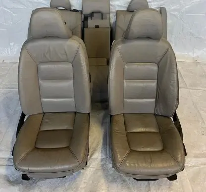 Volvo V70 Front driver seat 30727492