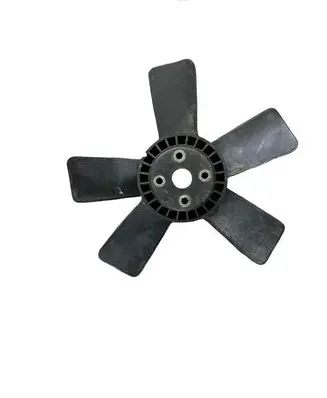 Opel Rekord E2 Fan impeller 8981371