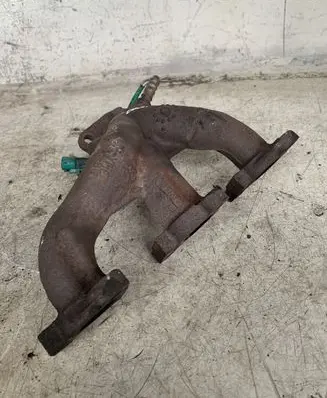 Ford Taurus Exhaust manifold