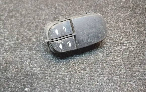 Ford Focus Electric window control switch YS4T14529AA 03162310