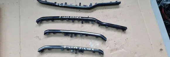 Audi Q7 4M Front grill