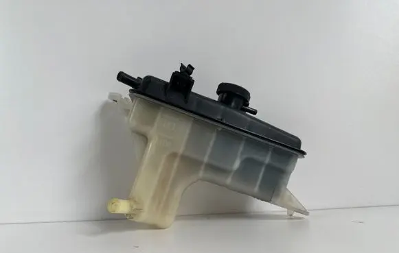 Toyota RAV 4 (XA30) Coolant expansion tank/reservoir