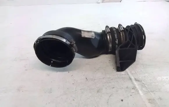 Mercedes-Benz SLK R171 Intercooler hose/pipe A2710901437