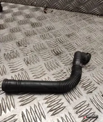 Volkswagen PASSAT B6 Breather hose/pipe 3c0129637b