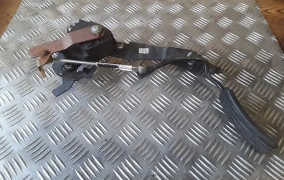 Renault Scenic II - Grand scenic II Accelerator throttle pedal 8200153269