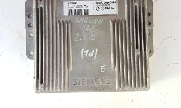 Renault Laguna I Engine control unit/module HOM7700860925 7700868733 S103715202