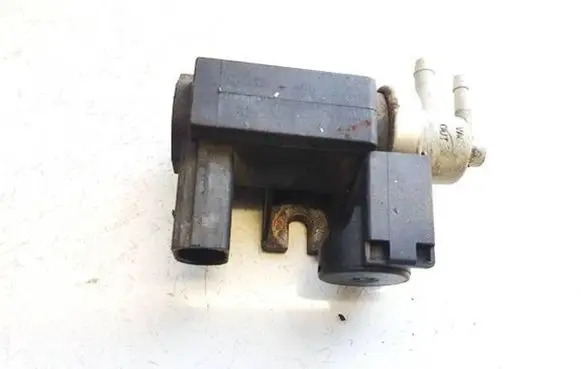 Audi A6 S6 C6 4F Turbo solenoid valve 8e0906622