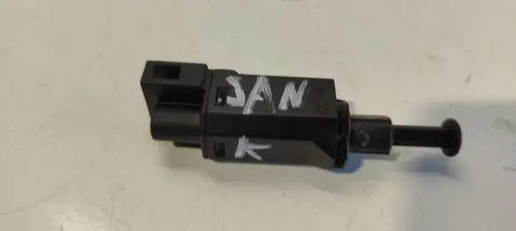 Clutch pedal sensor