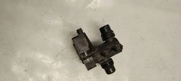 Mercedes-Benz EQA Electric auxiliary coolant/water pump A0005061400