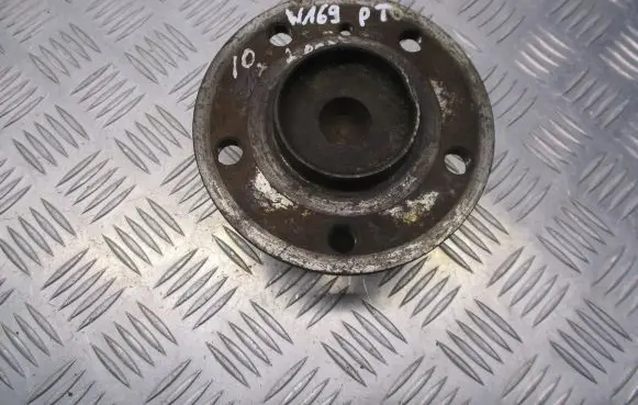 Mercedes-Benz A W169 Rear wheel bearing hub 