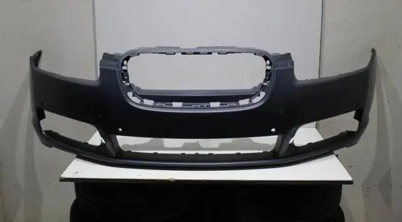 Jaguar XF X250 Front bumper 17C831