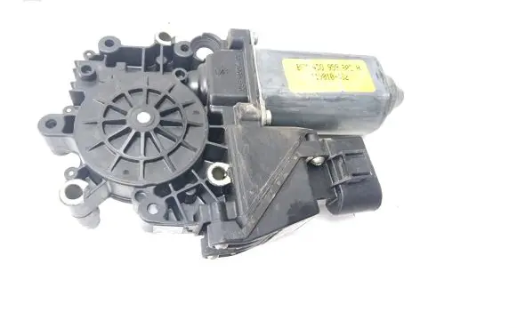 Audi A8 S8 D2 4D Rear door window regulator motor 4D0959802H 119022113