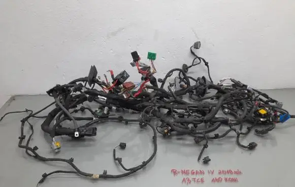 Renault Megane IV Engine installation wiring loom 403882230R