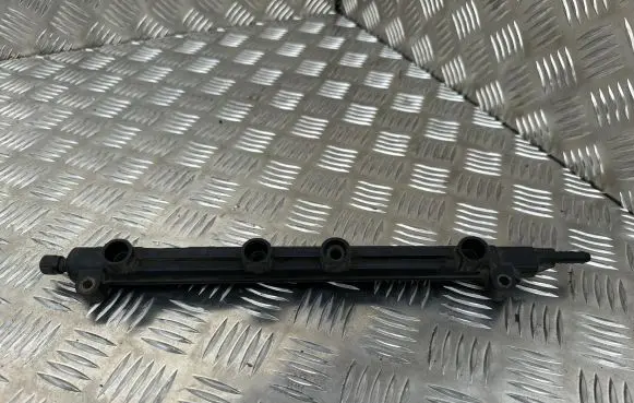 Volkswagen Caddy Fuel main line pipe 06A133317AN
