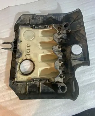 Volkswagen Golf V Engine cover (trim) 03G103925AN 03G103925BR