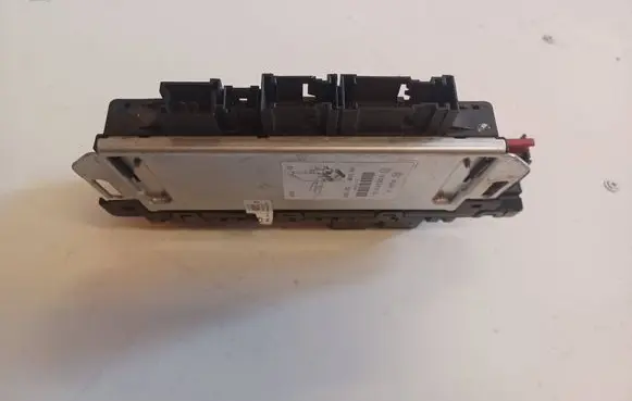 Mercedes-Benz S W220 SAM control unit A0285458132