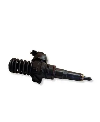 Volkswagen Polo IV 9N3 Fuel injector 038130073T