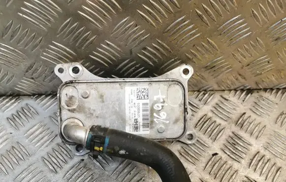 Mercedes-Benz C W204 Gearbox / Transmission oil cooler A6511800665 6511800665