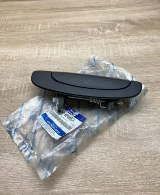 Hyundai Accent Front door exterior handle 836500B000CA