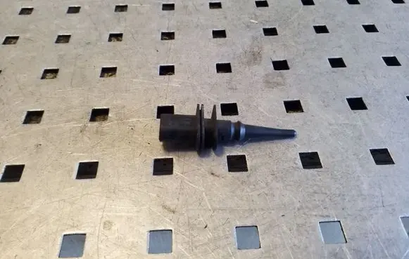 BMW X5 E53 Outside/exterior temperature sensor 65816936953 6936953