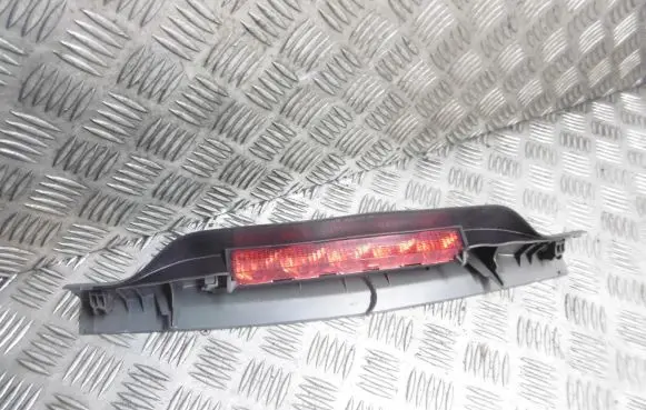 Ford Focus C-MAX Third/center stoplight