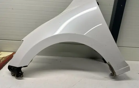 Mazda 2 Fender