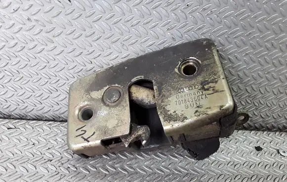 Volkswagen Transporter - Caravelle T4 Sliding door lock 701843604A