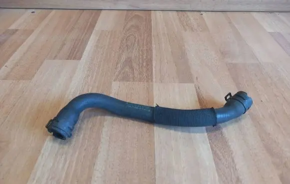 Mercedes-Benz B W245 Engine coolant pipe/hose A1695010982 667065 DBL625412