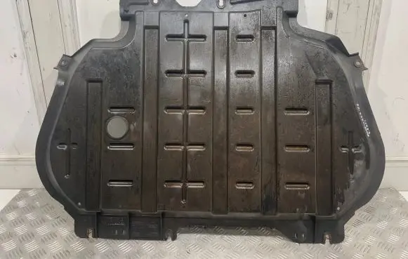 Nissan Pathfinder R51 Engine splash shield/under tray 50831EA400