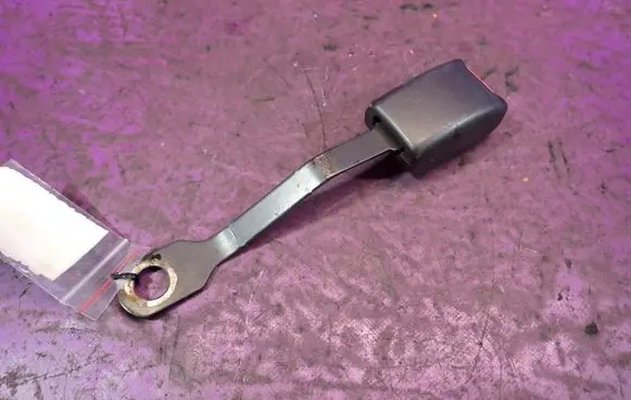 Chevrolet Matiz Front seatbelt buckle 