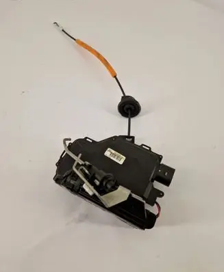 Audi A4 S4 B6 8E 8H Rear door lock 8E0839016C