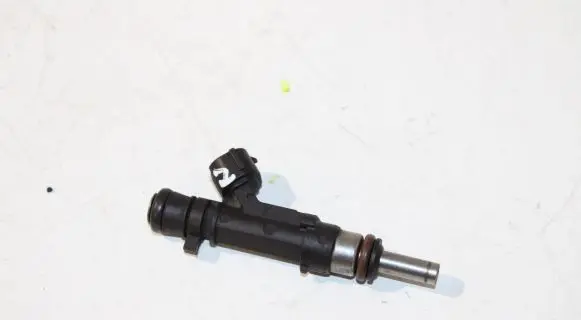 Audi A6 S6 C6 4F Fuel injector 06E133551 0280158053