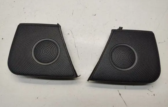 Side speaker trim/cover