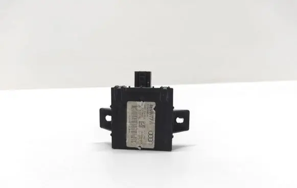 Audi A8 S8 D3 4E Alarm control unit/module 4E0907719