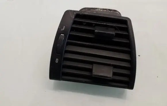 BMW X5 E53 Dashboard side air vent grill/cover trim 64228402216