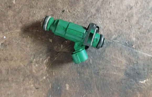 Lexus GS 300 400 430 Fuel injector 3531037150