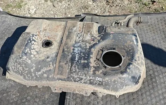 Mitsubishi Outlander Fuel tank 