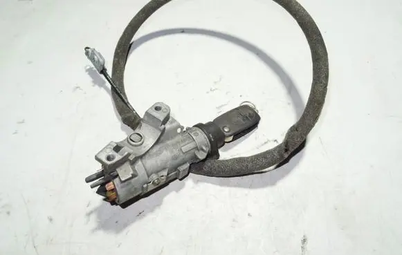 Audi A4 S4 B6 8E 8H Ignition lock 4B0905851F