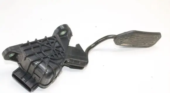 Toyota Prius (XW20) Accelerator throttle pedal 7812047040