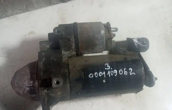 Opel Zafira A Starter motor 0001109062