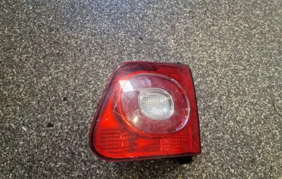 Volkswagen Tiguan Tailgate rear/tail lights