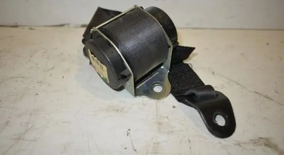 Mini One - Cooper R50 - 53 Rear seatbelt 7055962