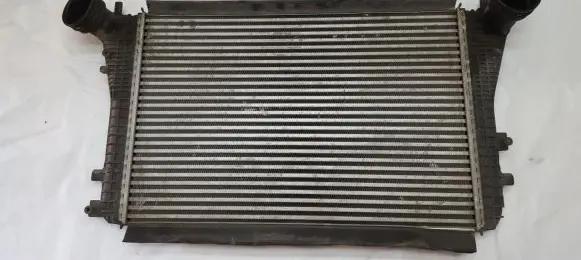 Volkswagen PASSAT B6 Intercooler radiator 3C0121345AN 3C0.121.345.AN