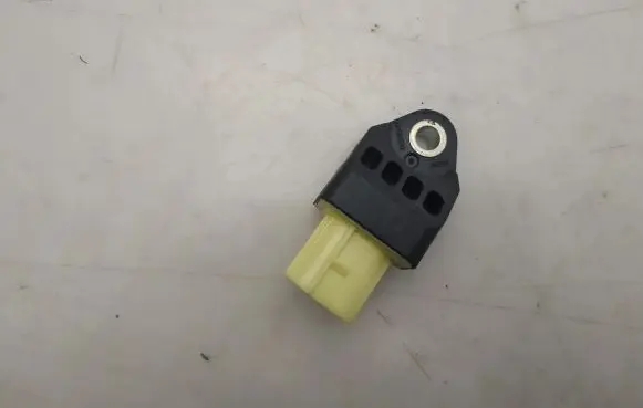 Lexus IS III XE30 Airbag deployment crash/impact sensor 8983112040