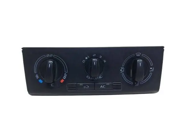 Skoda Fabia Mk2 (5J) Climate control unit 5J0820045B