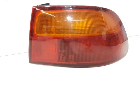 Honda Civic Rear/tail lights E1028195