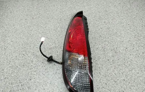 Peugeot iOn Rear/tail lights 1146386L