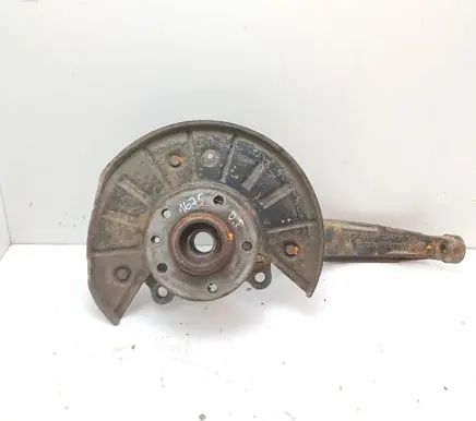 Front wheel hub