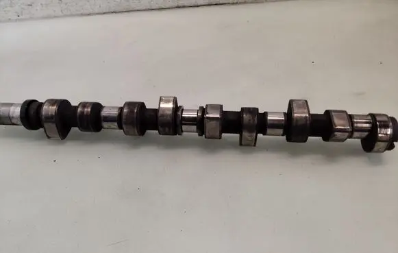 Ford Galaxy Camshaft 