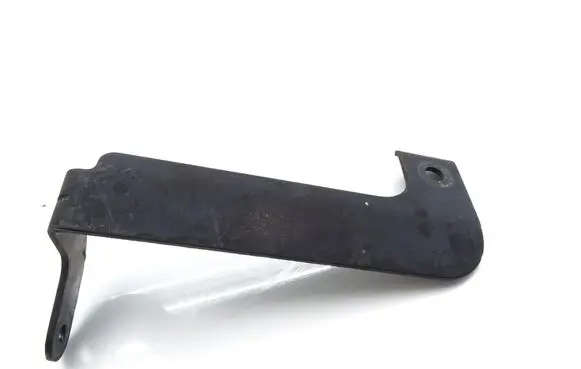 Volkswagen Touareg I Horn signal holder/bracket 7L6951185